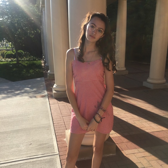 Meet your Posher, Ruthy - Picture 2 of 5